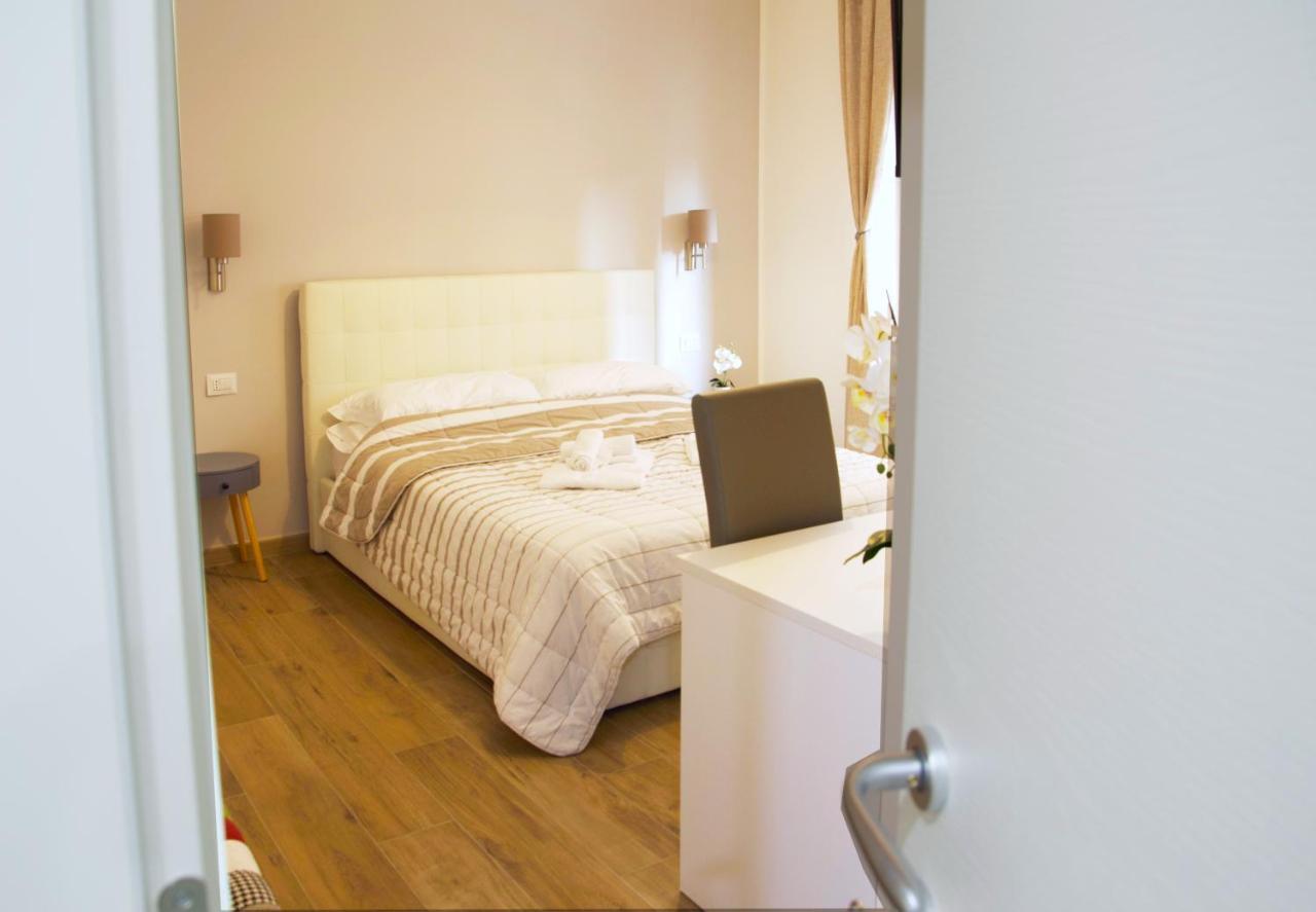 Minerva Rooms Pavia Luaran gambar