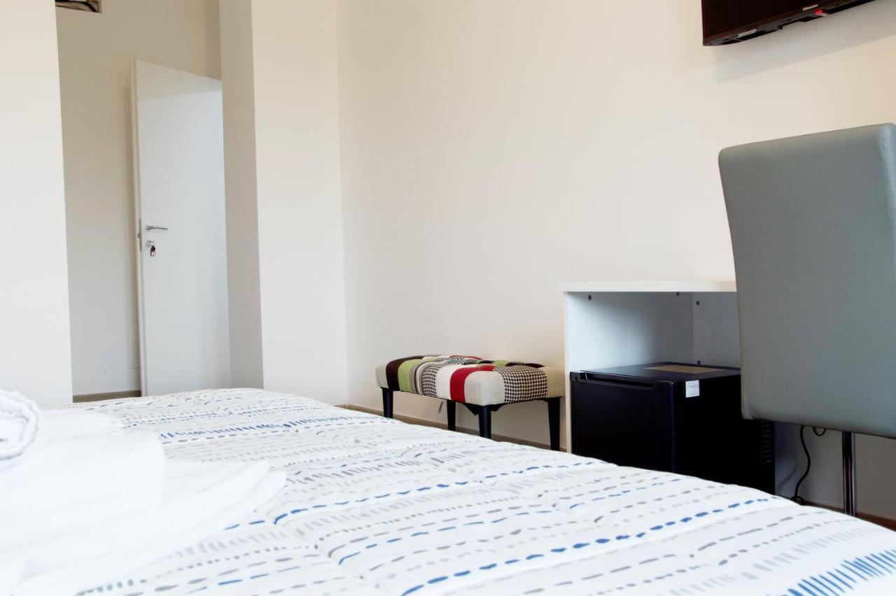 Minerva Rooms Pavia Luaran gambar